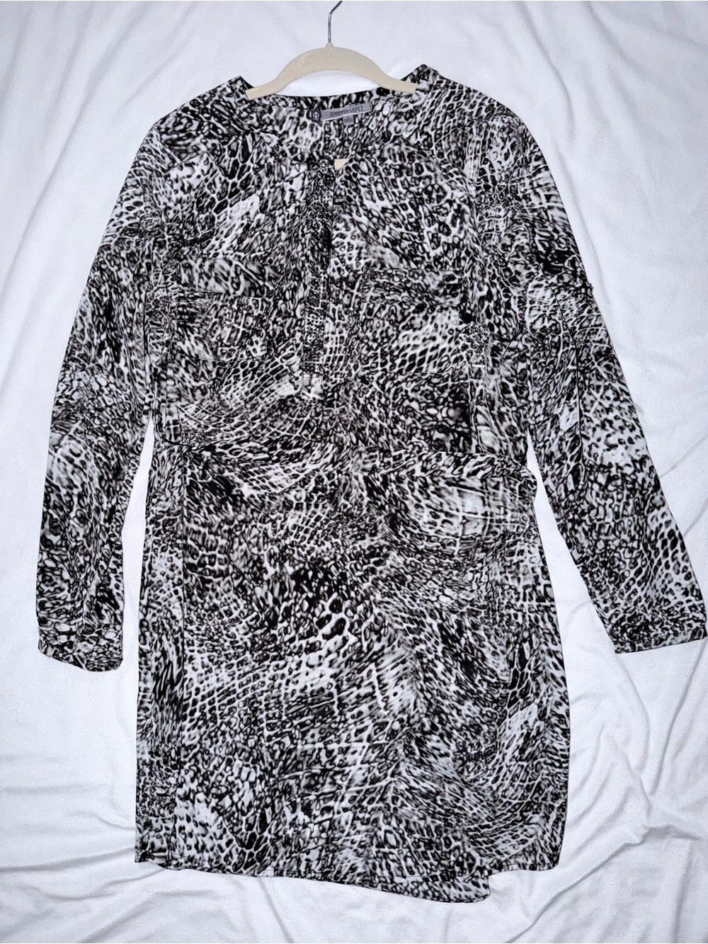 Jennifer Lopez Black & White Abstract Animal Print Long Sleeve Dress